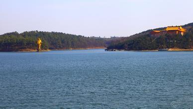 四川最大超级水库首次蓄满，水库全景概览