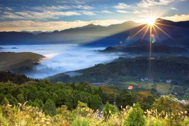 探秘茂县新磨村，绿色之旅寻找内心平静之路