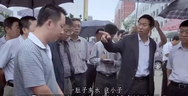 大同原市长耿彦波荣获特殊贡献奖，成就与挑战之路的里程碑